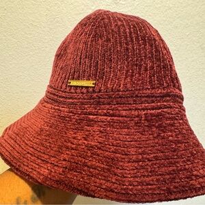 Vince Camuto Ribbed Velvet Bucket Hat in Burgundy with Gold Accent